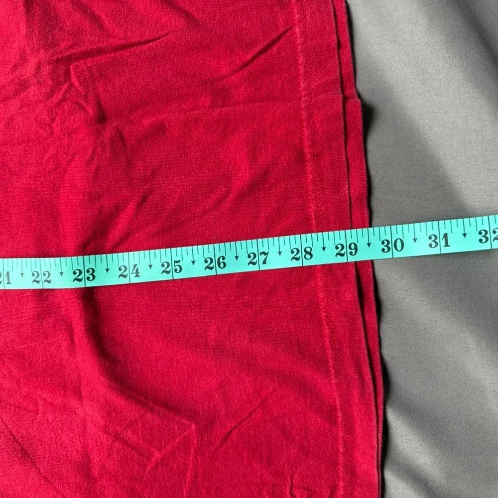 Nike Shirt Mens XL Red Loose Fit Spell out Swoosh Big Halftone Fade Logo